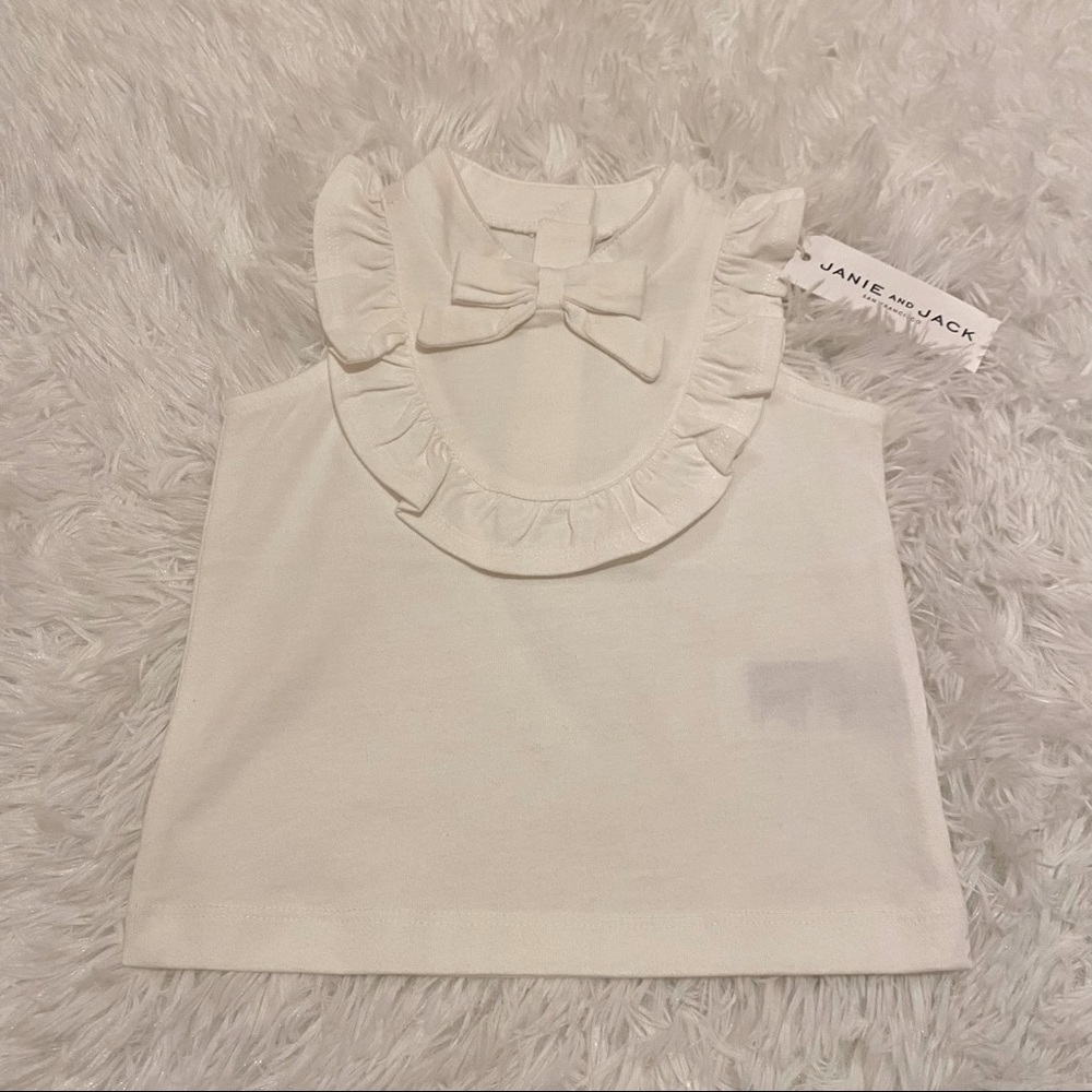 NWT ruffle bow top size 12-18 months
